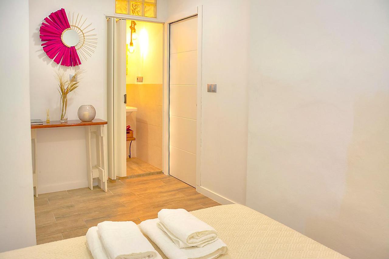 Family Apartment In Triana Seville Luaran gambar
